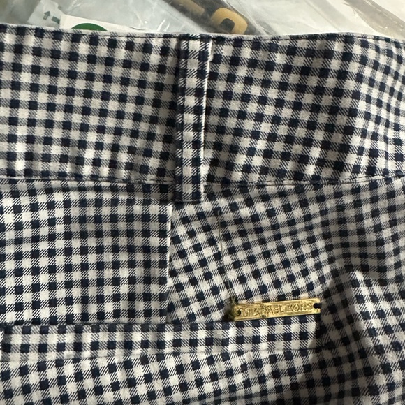 (90)MICHAEL KORS COLLECTION
Samantha Gingham Stretch Cotton Pants - Picture 12 of 12